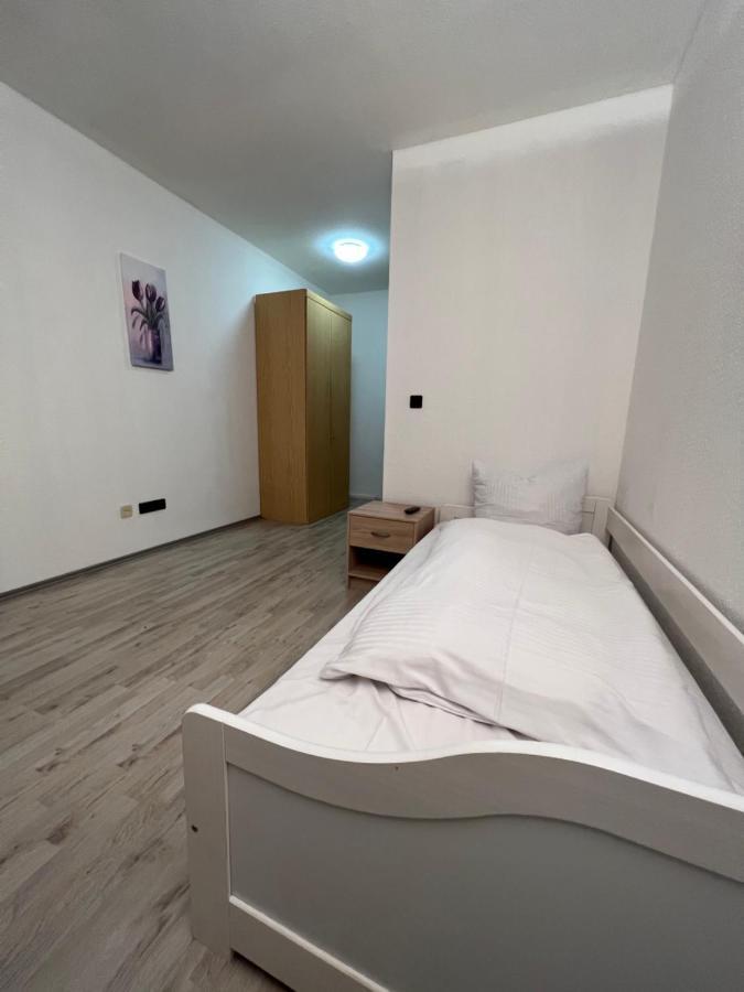Hotel Zum Ruecking Northeim Bagian luar foto