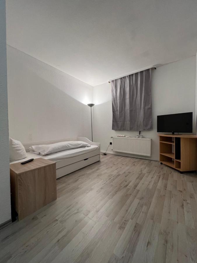 Hotel Zum Ruecking Northeim Bagian luar foto