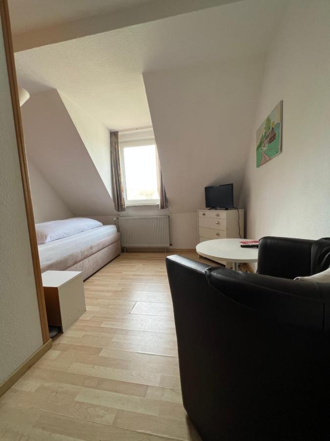 Hotel Zum Ruecking Northeim Bagian luar foto
