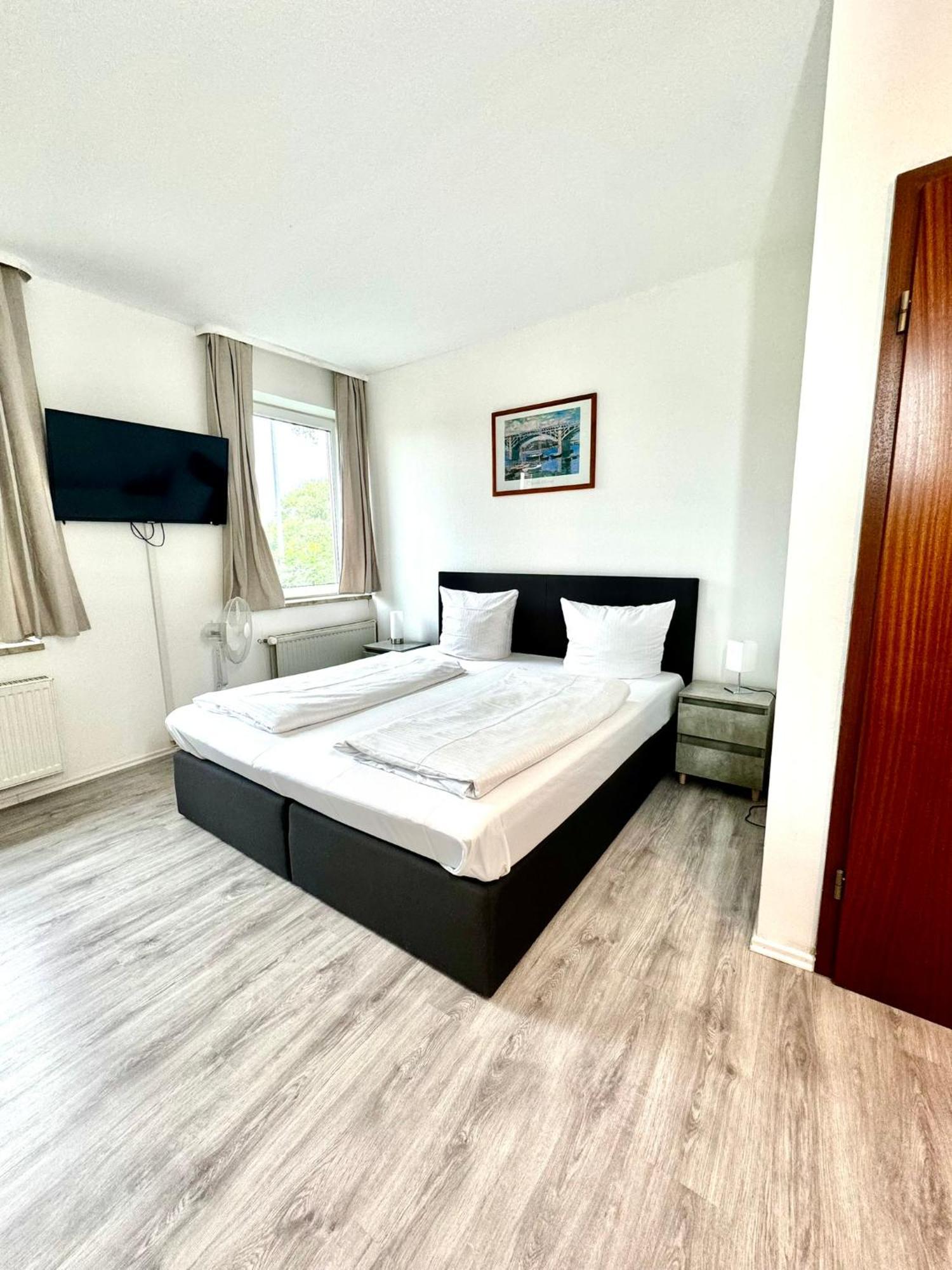 Hotel Zum Ruecking Northeim Bagian luar foto