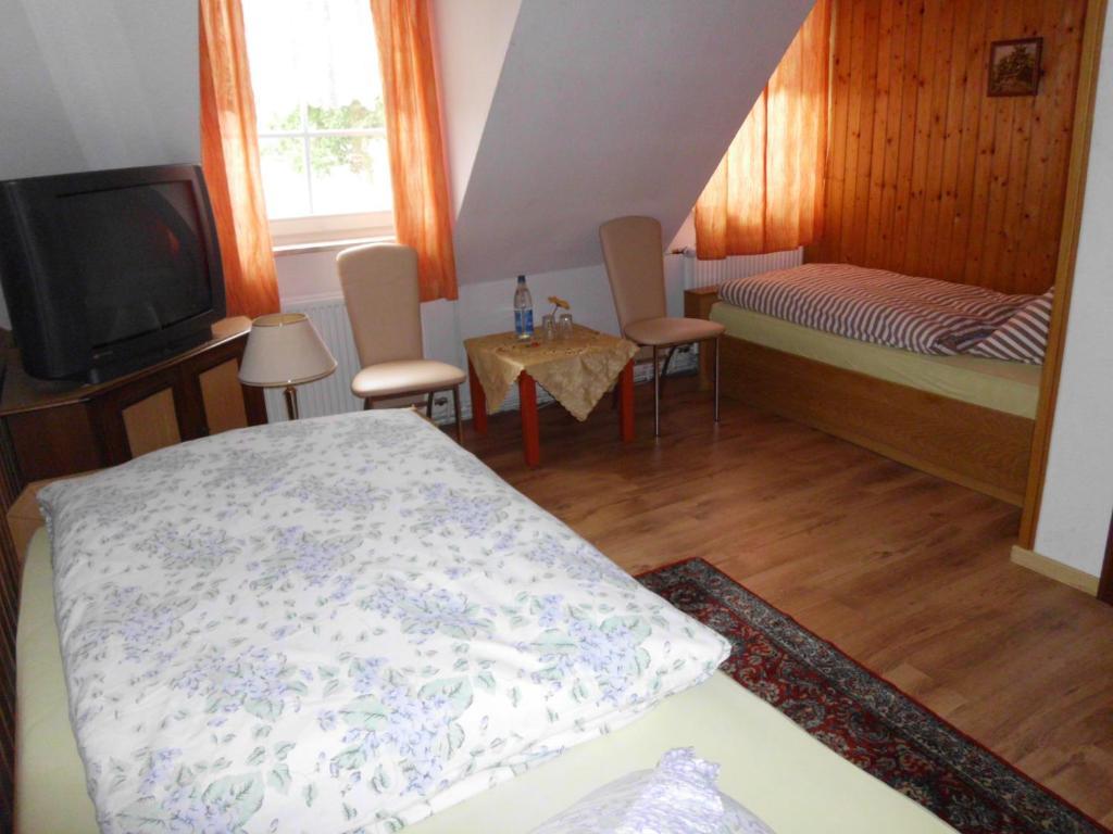 Hotel Zum Ruecking Northeim Ruang foto